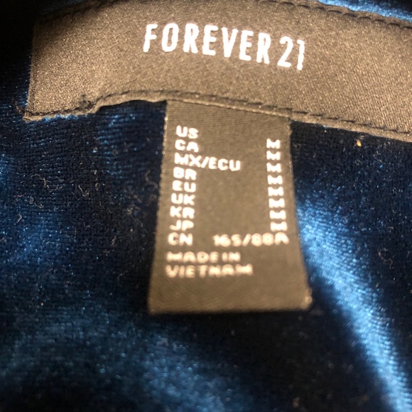 Forever 21 Velvet Blue Jacket with lining long sleeve with pockets - Picture 6 of 7